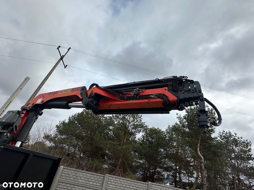 MAN TGA 32.400  8x4 z HDS Palfinger PK29002 + pilot - 11