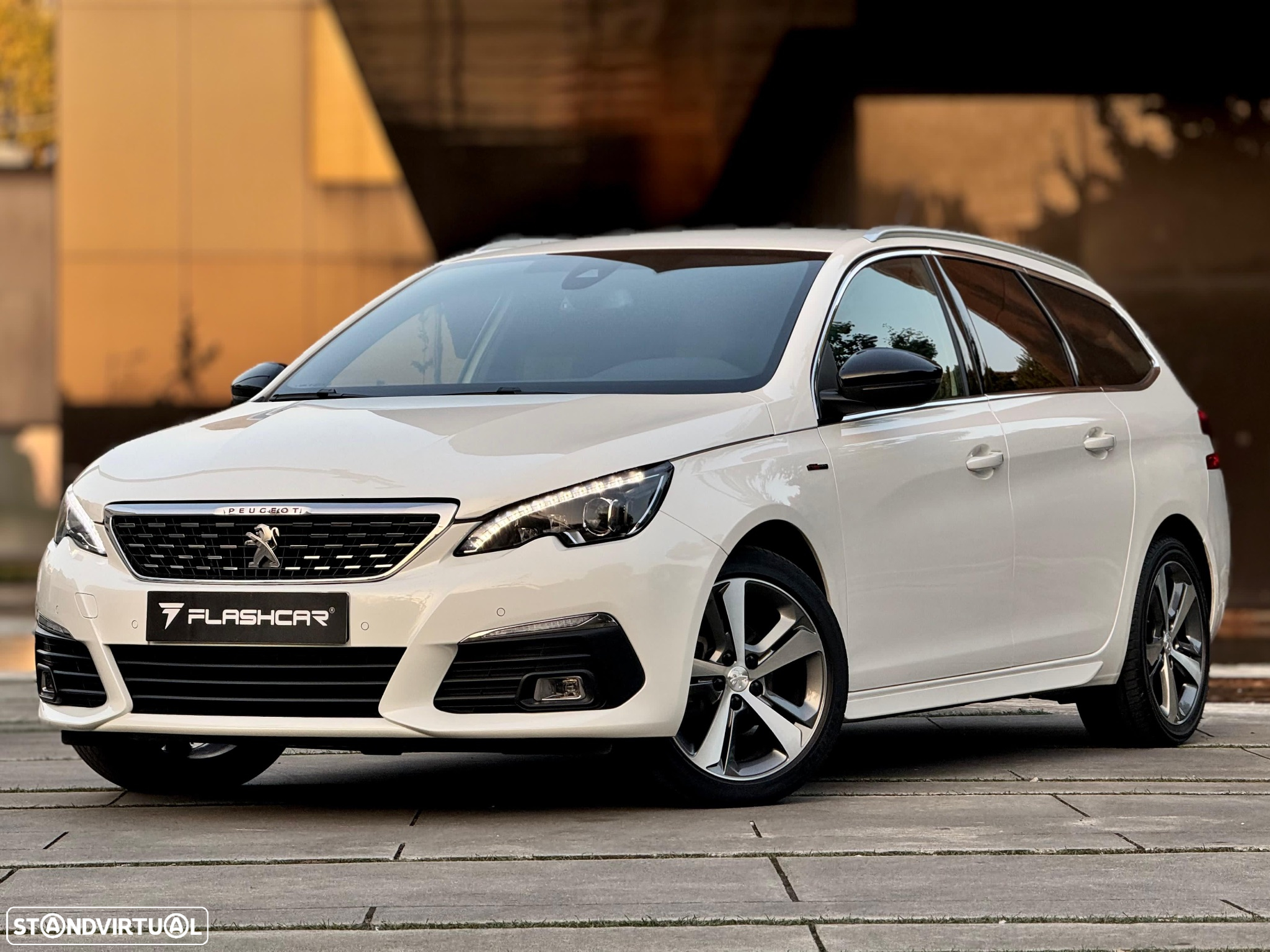 Peugeot 308 SW 1.5 BlueHDi GT Line - 34