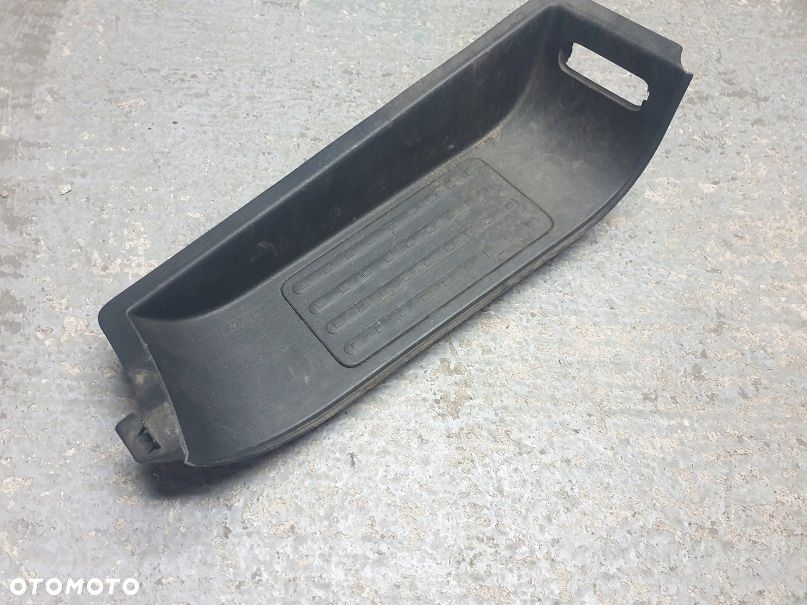 VW T5 7H0 7E0 STOPIEŃ NAKŁADKA PROGU PRAWY PRZÓD - 1