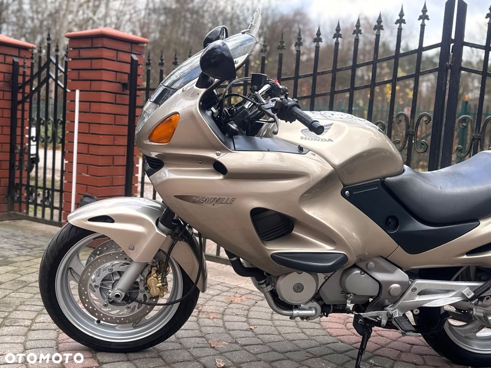 Honda NT - 19