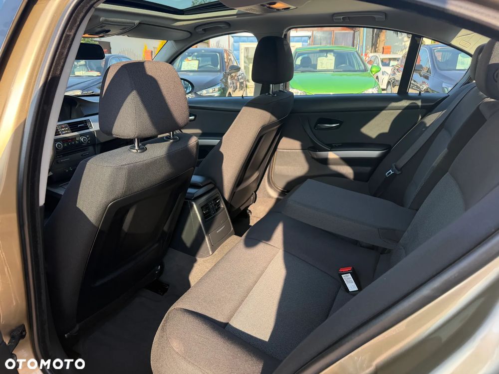 BMW Seria 3 320i - 19