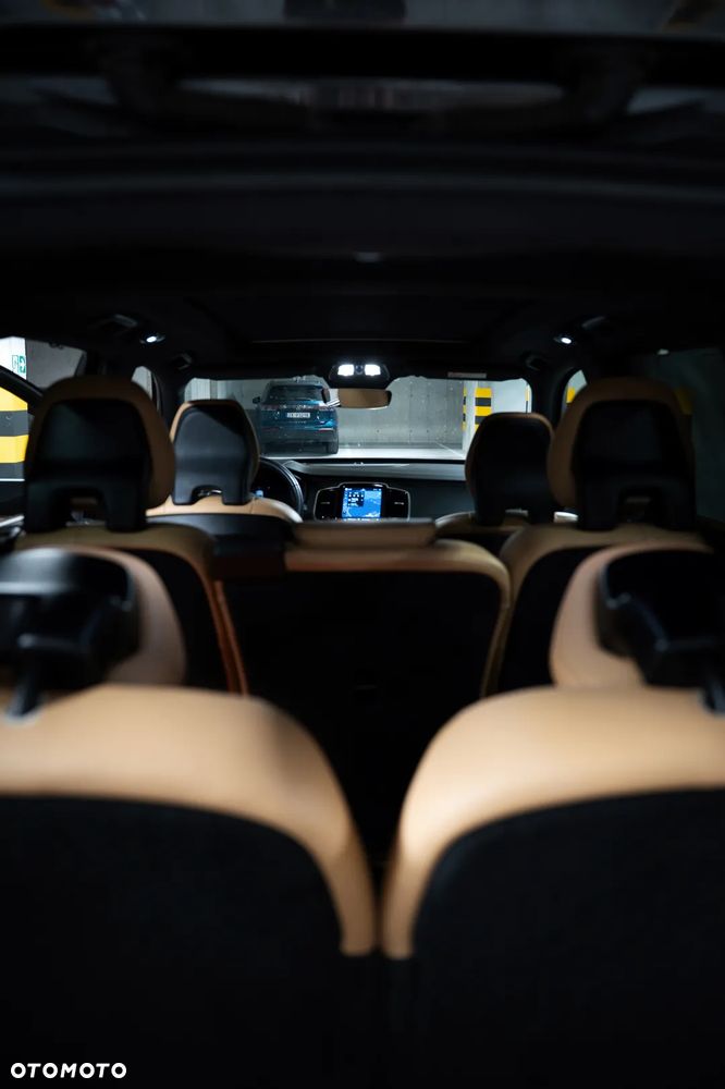 Volvo XC 90 B5 D AWD Plus Dark 7os - 17