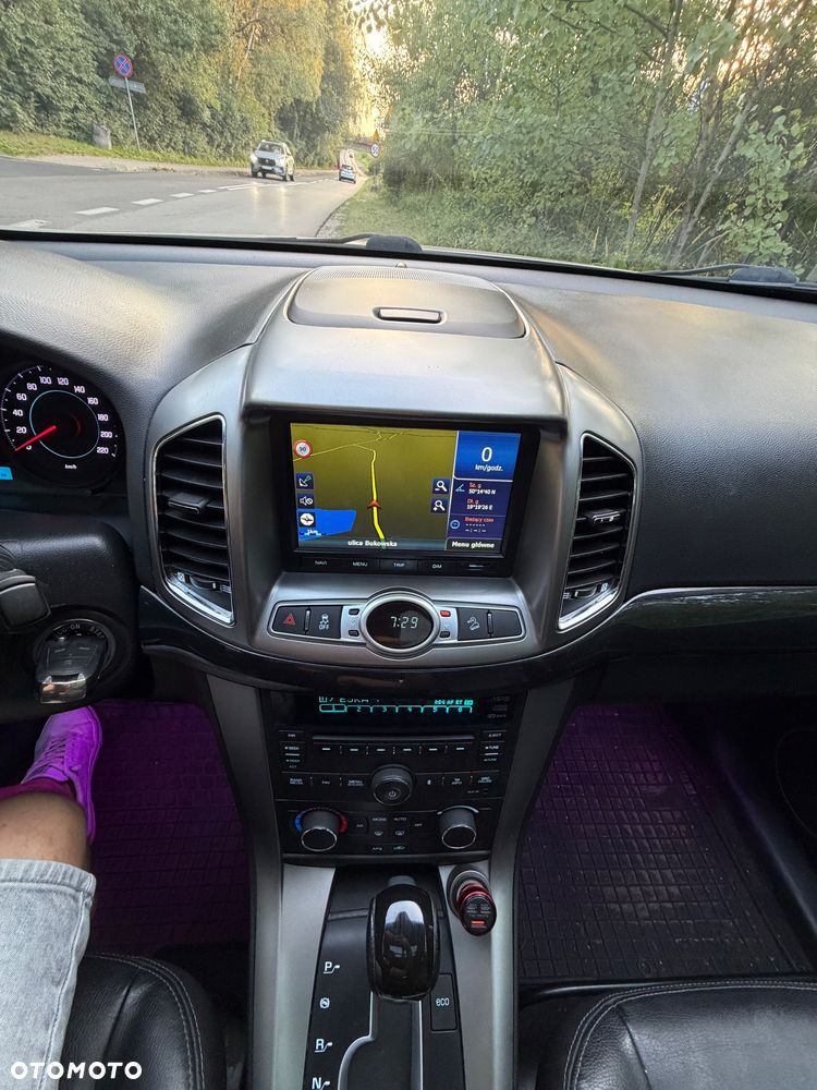 Chevrolet Captiva 2.4 LT+ - 8
