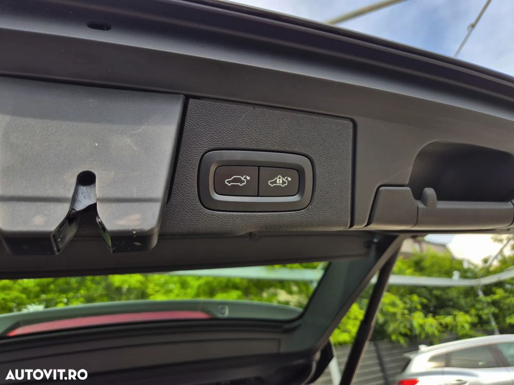 Volvo XC 60 B4 D Geartronic Inscription - 35