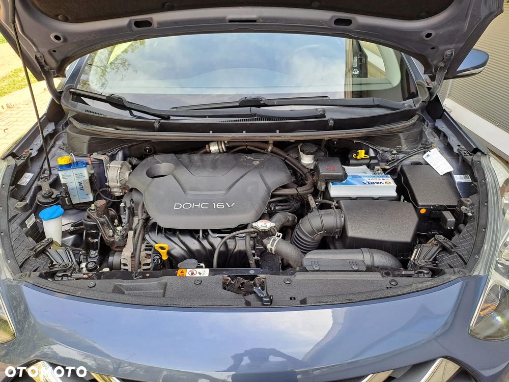 Hyundai i30 1.6 Premium - 26