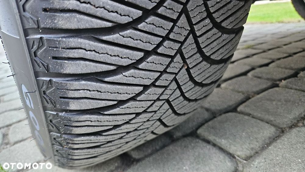 Volkswagen Transporter 2,0 TDI - 38