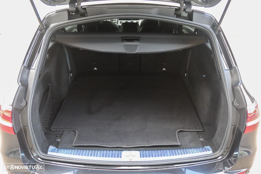 Mercedes-Benz E 220 d AMG Line 7L - 5