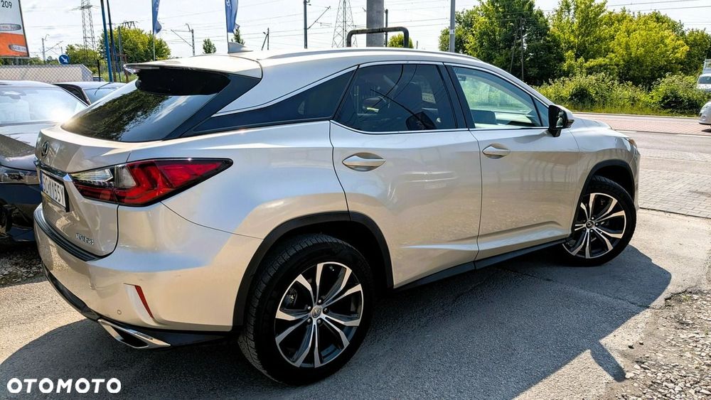 Lexus RX - 10