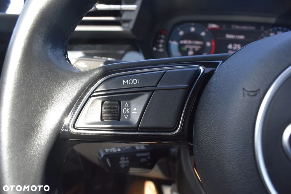 Audi A3 Sportback 30 TDI S tronic - 25