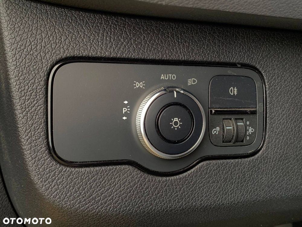 Mercedes-Benz Sprinter FURGON, ZABUDOWA KURIER - 28