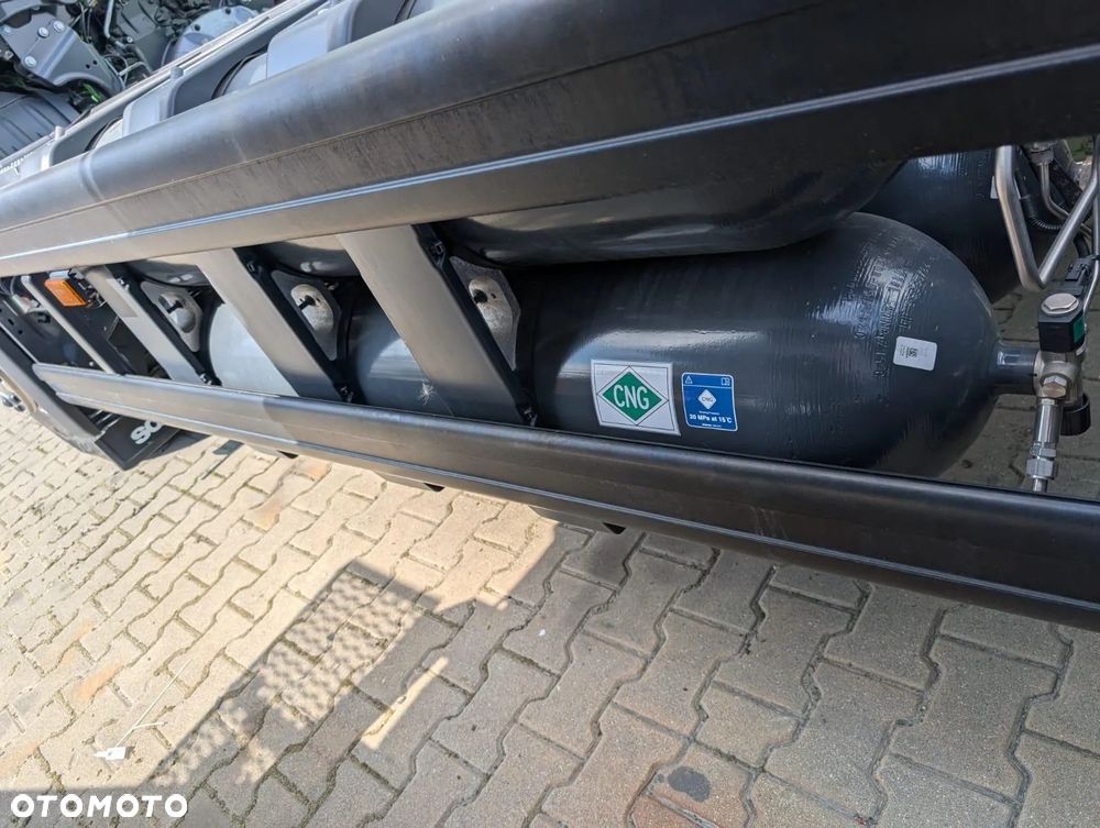 Scania P 340 B6x2*4NA / rama pod zabudowę / oś skrętna / CNG / duża kabina / 8 sztuk - 11