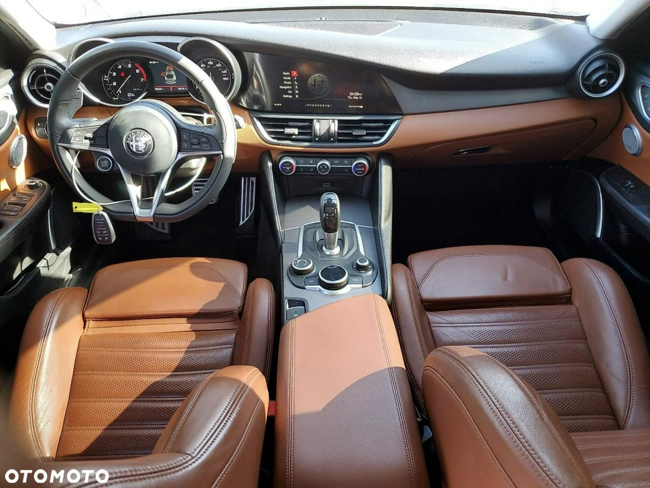 Alfa Romeo Giulia - 8