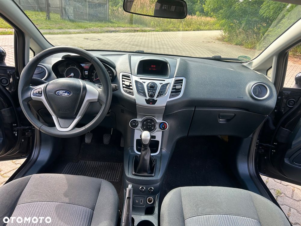 Ford Fiesta 1.25 Champions Edition - 18