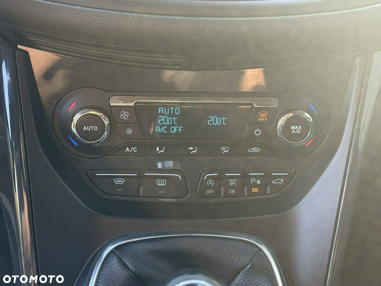 Ford Kuga - 18