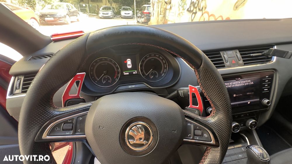 Skoda Octavia 2.0 TDI DSG RS - 14