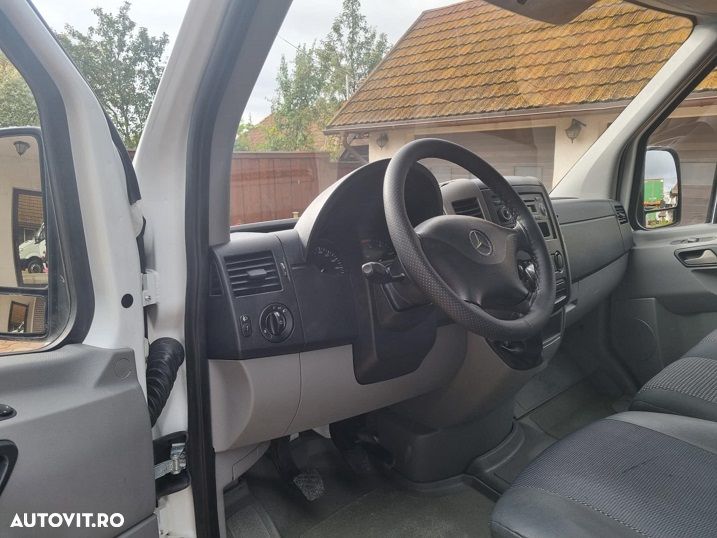 Mercedes-Benz Sprinter 515 - 5