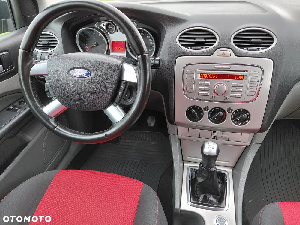 Ford Focus 1.6 Ti-VCT Black Magic - 9