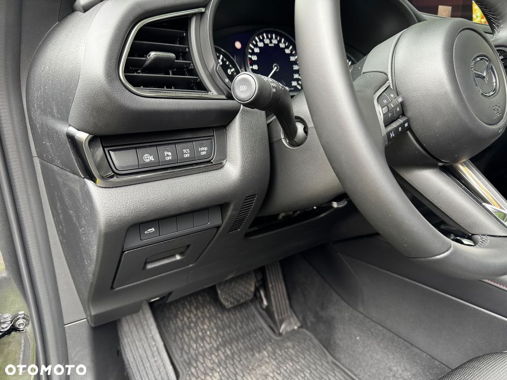 Mazda CX-30 - 16