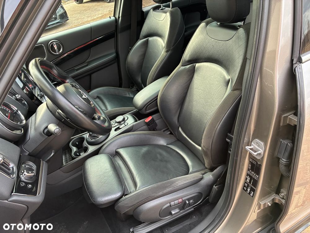 MINI John Cooper Works ALL4 sport - 19