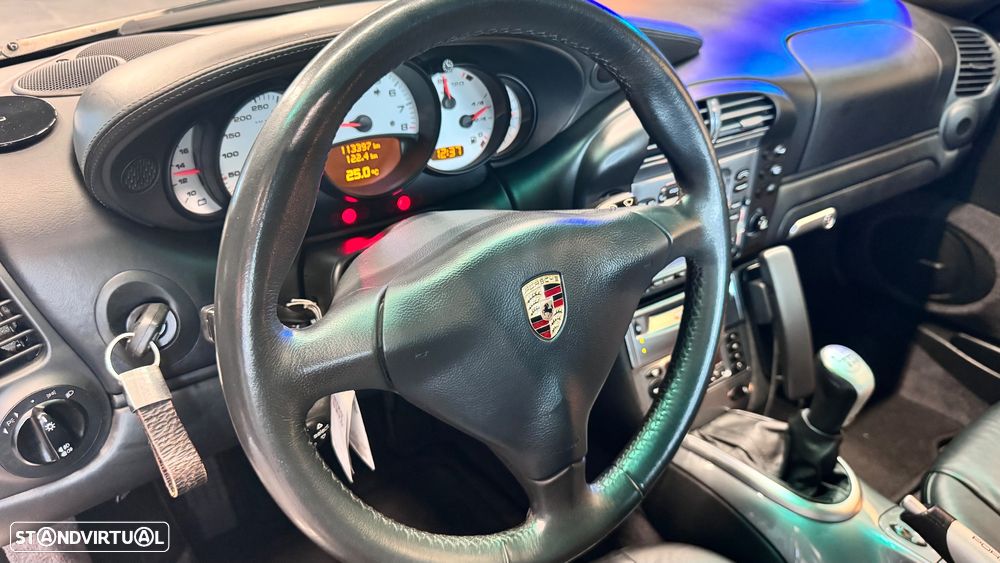 Porsche 911 (996) Carrera 4S - 24