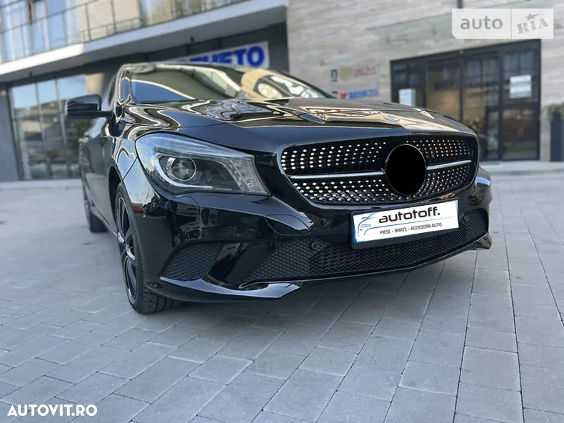 Grila centrala Mercedes CLA W117 C117 (13-18) Diamond Design - 3
