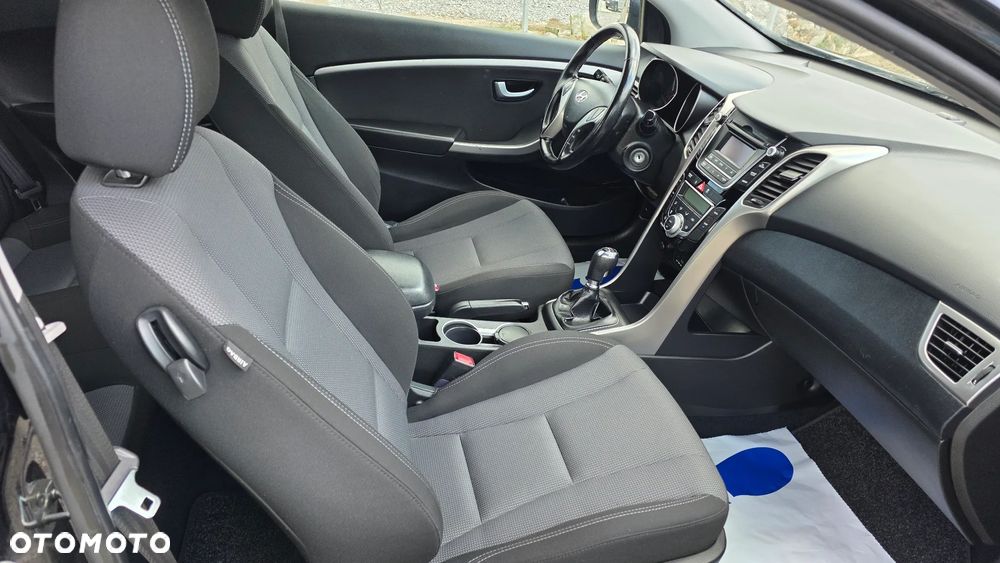 Hyundai i30 1.4 Fifa World Cup Edition - 20