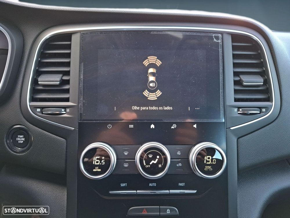 Renault Mégane 1.5 Blue dCi Equilibre EDC - 23