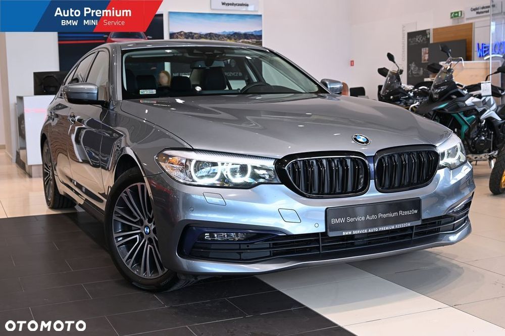 BMW Seria 5 520d xDrive - 2