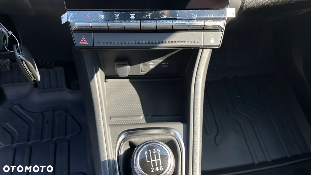 Renault Captur 1.2 TCe Evolution - 19