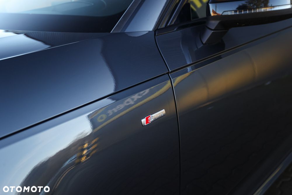 Audi A4 Avant 2.0 TDI DPF clean diesel quattro S tronic S line Sportpaket - 6