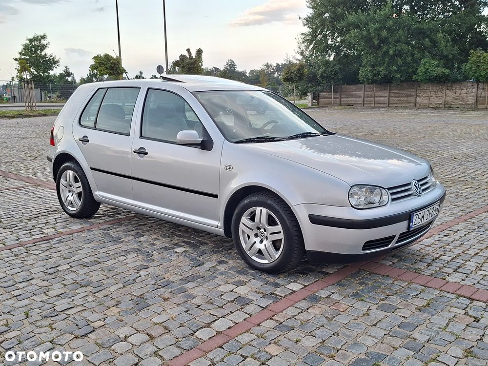Volkswagen Golf 2.0 Comfortline - 15