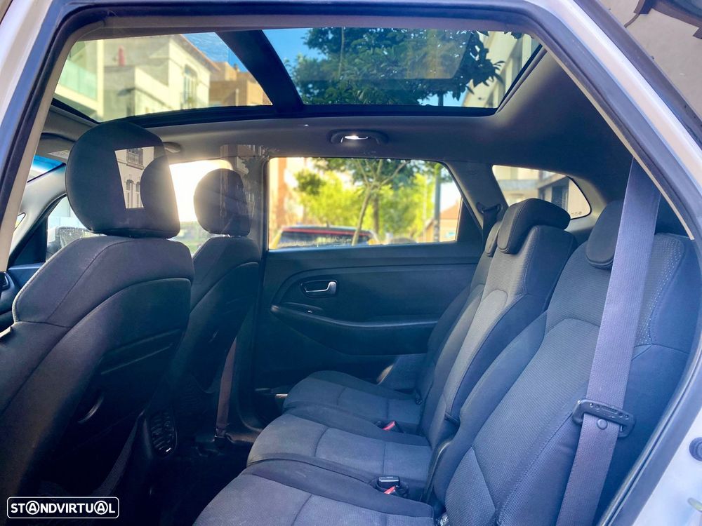 Kia Carens 1.7 CRDi ISG TX Aut. - 20