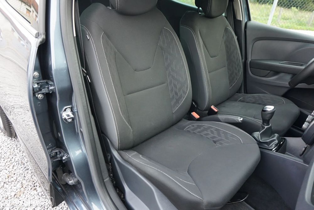 Renault Clio 1.5 dCi Limited - 22