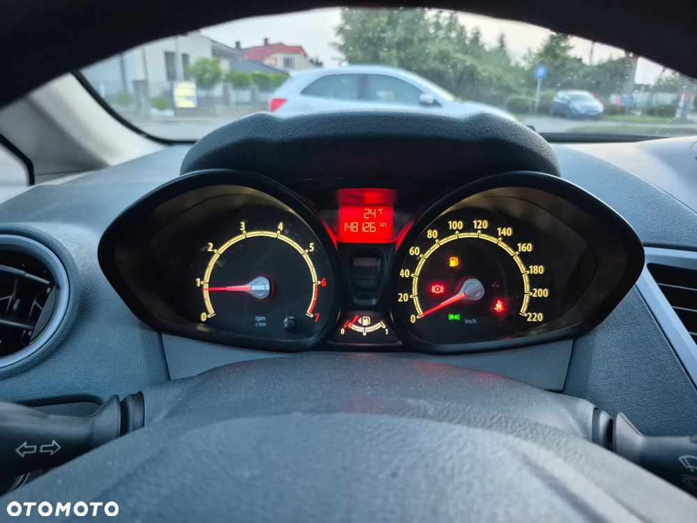 Ford Fiesta 1.25 Titanium - 11