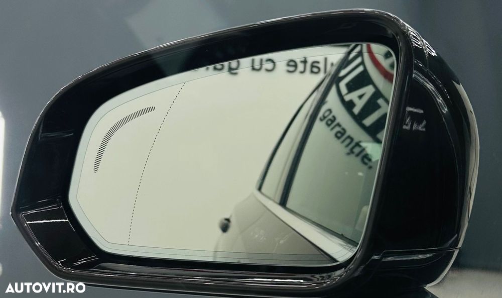 Volvo V90 D3 Momentum Pro - 31