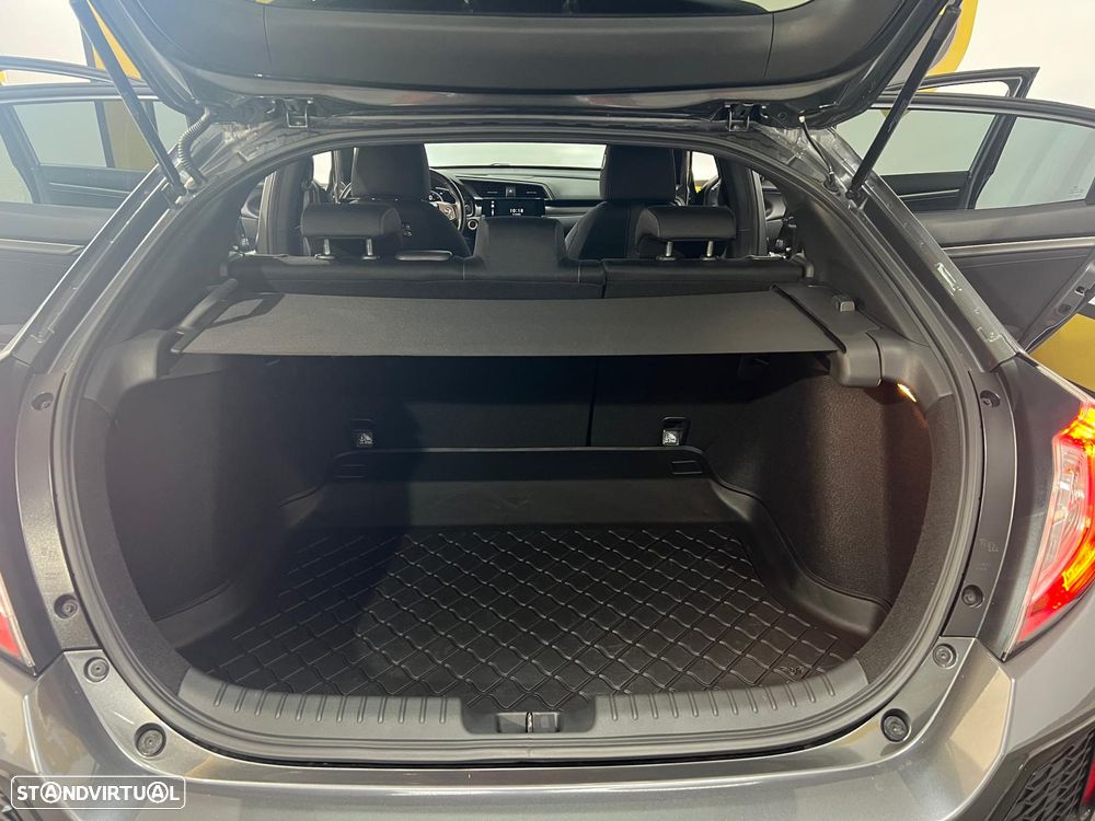 Honda Civic 1.5 i-VTEC Sport Plus - 15