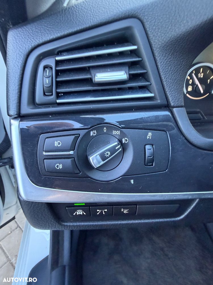 BMW Seria 5 520i Aut. - 16
