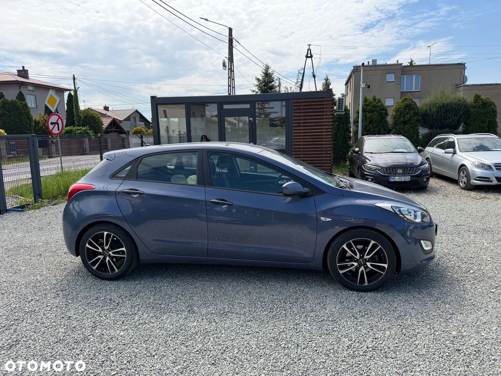 Hyundai i30 1.4 Classic - 8