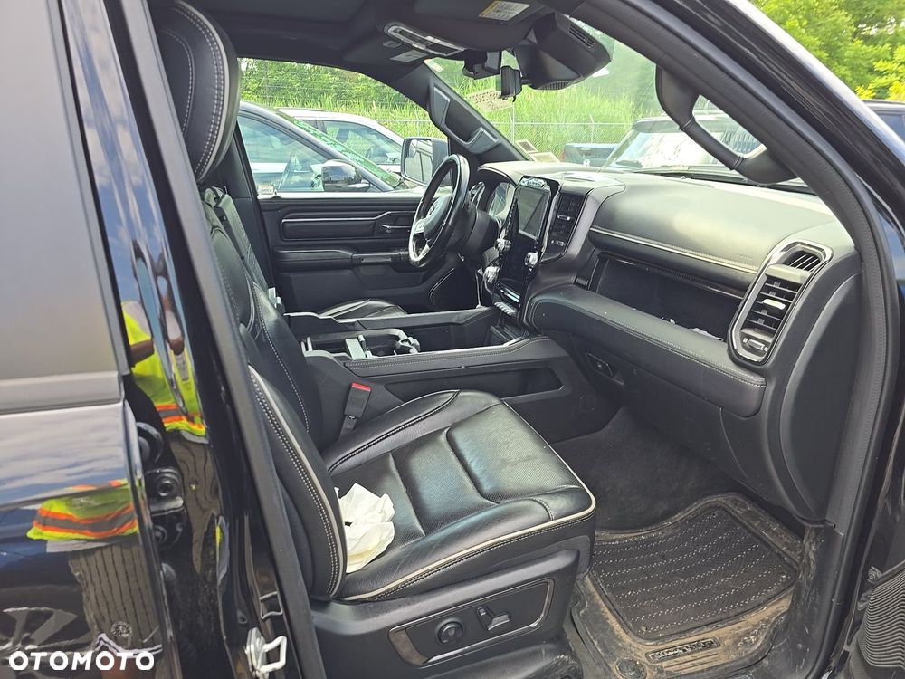 RAM 1500 5.7 Crew Cab Limited - 9