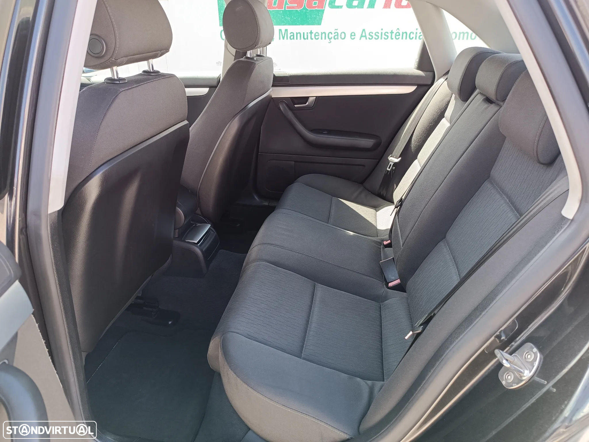 Audi A4 2.0 TDI exclusive - 16