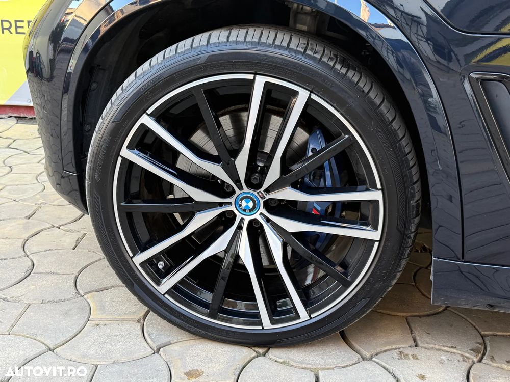 BMW X5 xDrive45e - 18