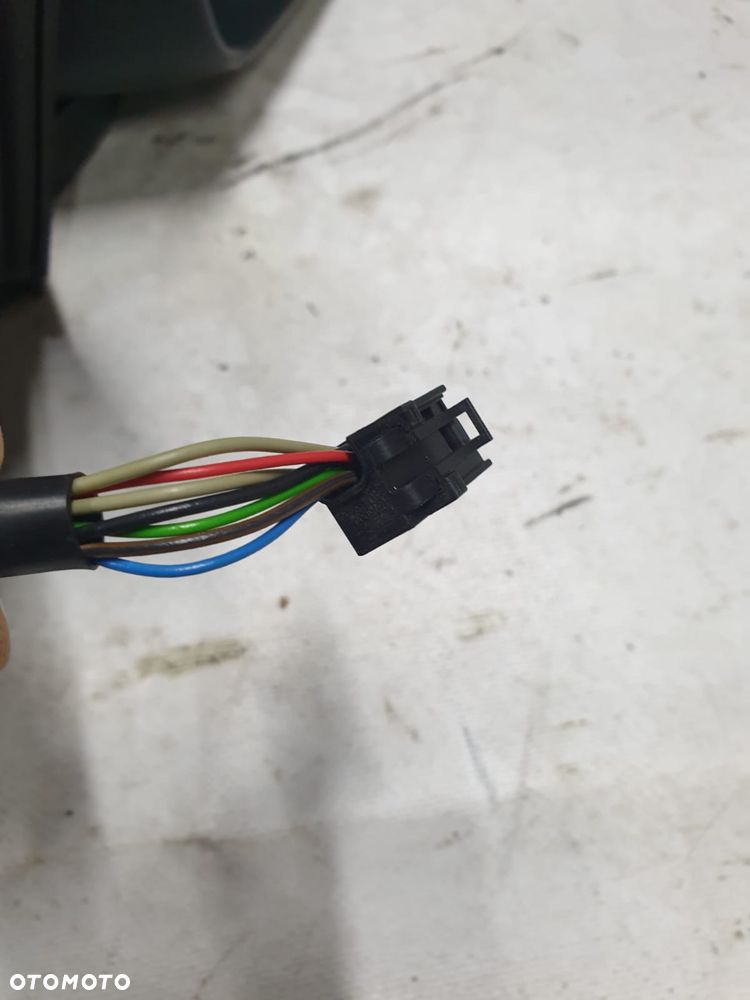 Lusterko Prawe Fiat 500L 7pin Europa Stan idealny kolor 268/A - 7