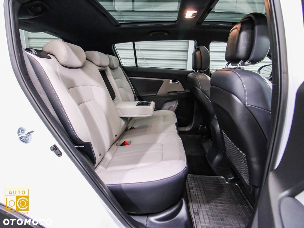 Kia Sportage 2.0 CRDI 184 AWD Platinum Edition - 11
