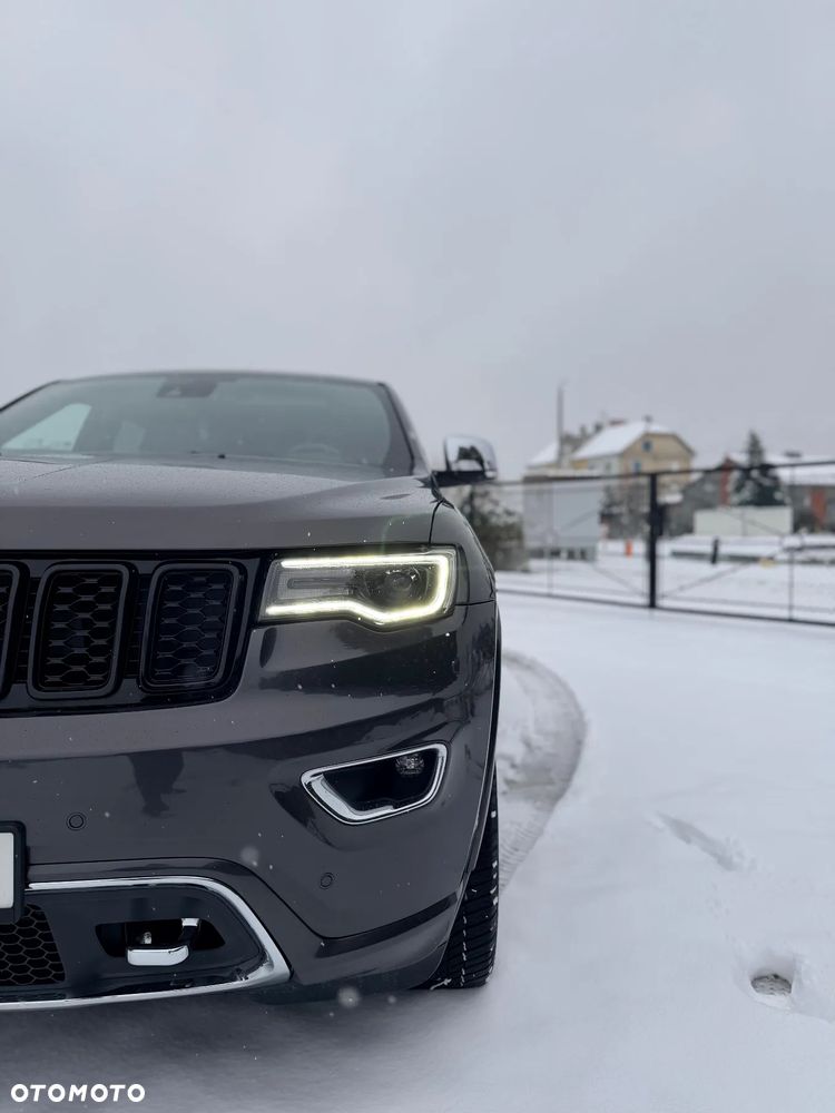 Jeep Grand Cherokee 5.7 V8 HEMI Overland - 32