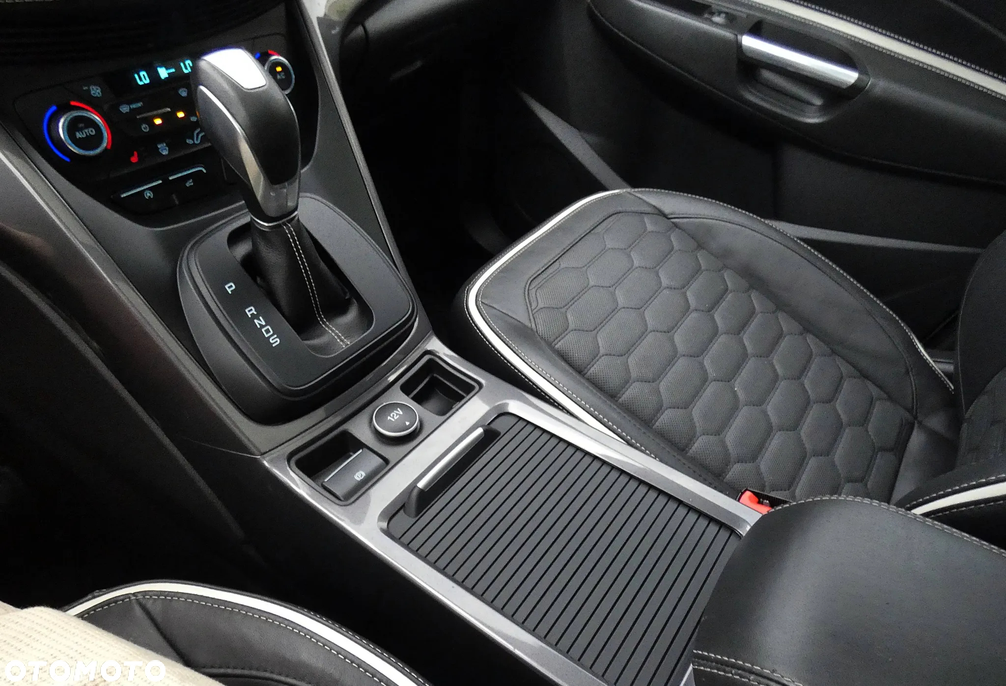 Ford Kuga Vignale 1.5 EcoBoost AWD ASS - 32