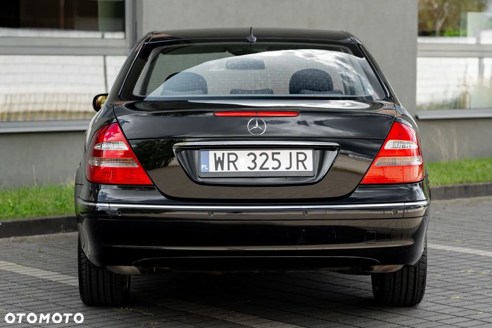 Mercedes-Benz Klasa E 200 Kompressor Automatik Elegance - 40