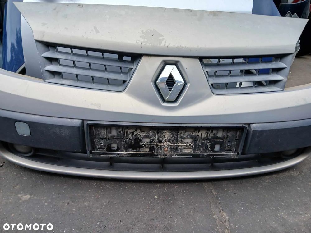 Renault Scenic II Zderzak przedni - 1