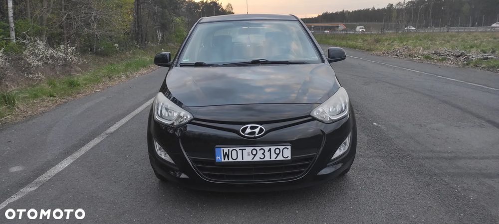Hyundai i20 1.4 Automatik Trend - 3