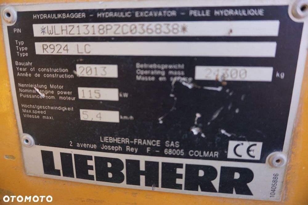 Liebherr R924LC, Większy zasięg - 24