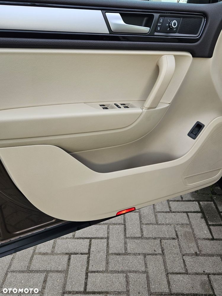 Volkswagen Touareg 3.0 V6 TDI 4XMot BMT - 21